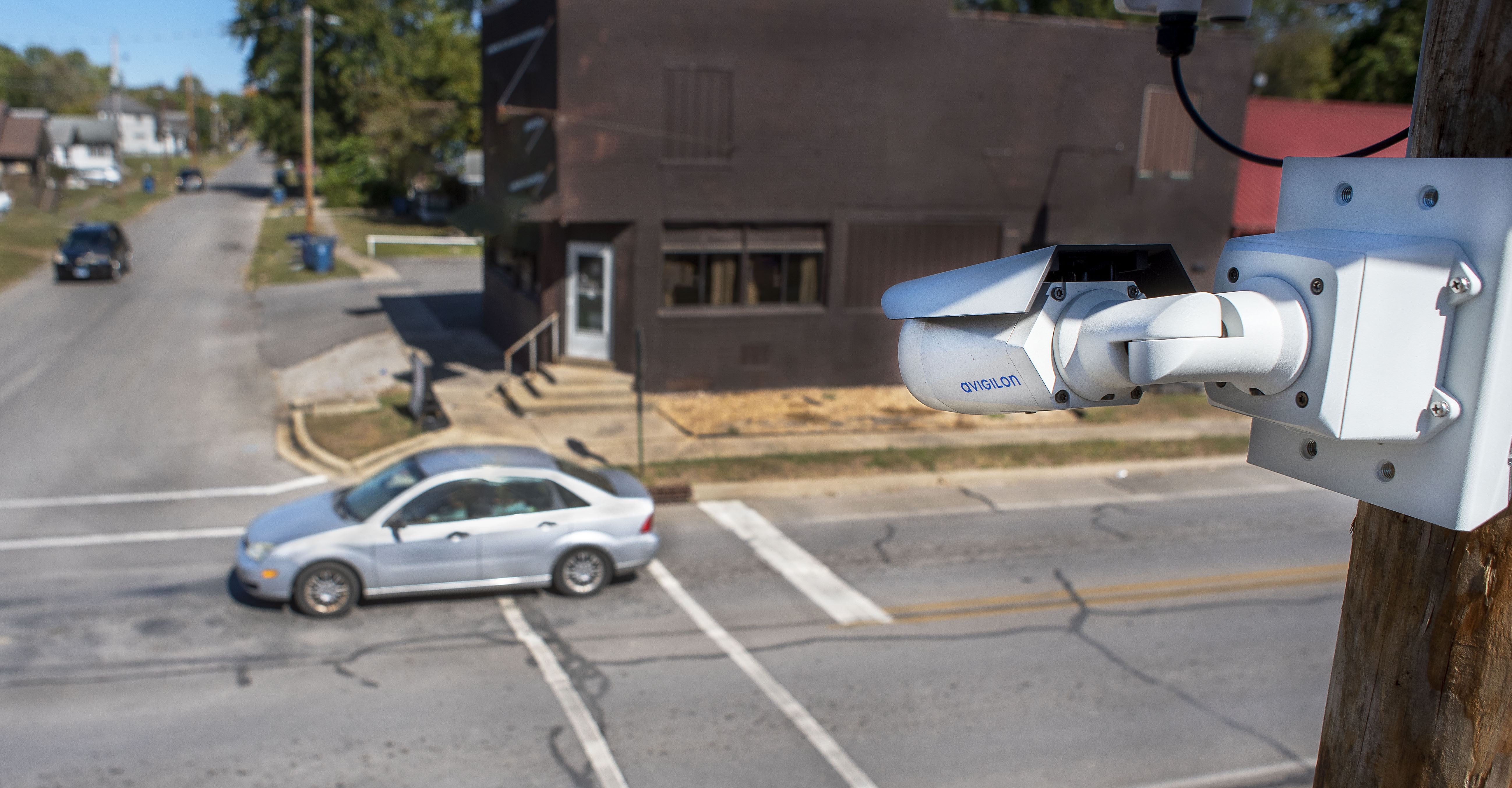 avigilon remote wireless security surveillance camera mounted on pole mt vernon illinois jon rehg photography