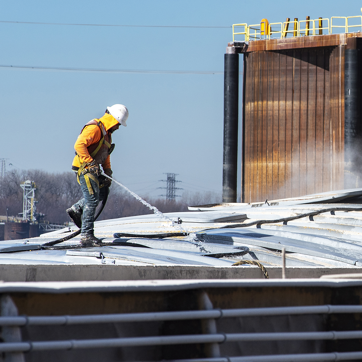 river barge deckhand on mississippi river Jon Rehg Photography